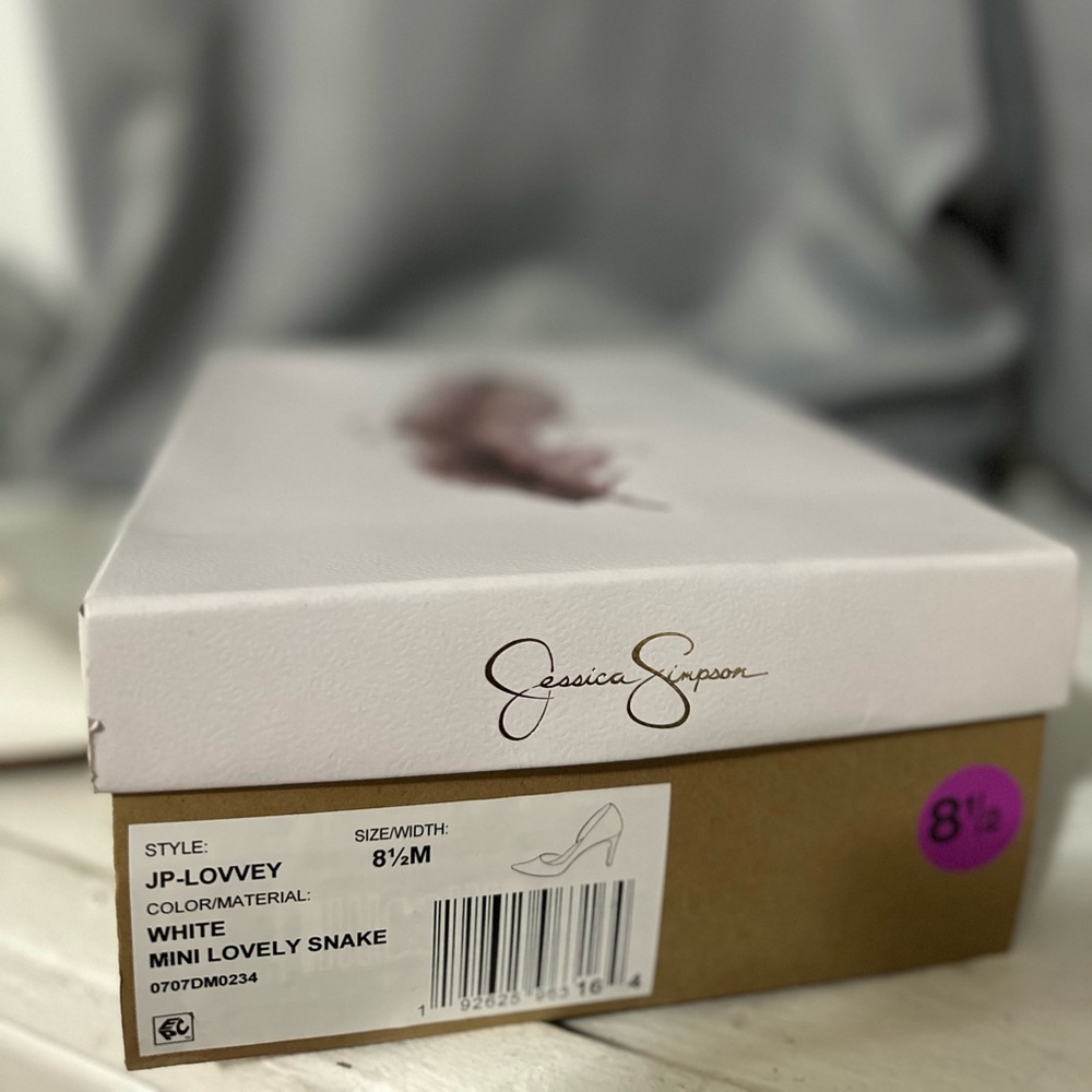 Heels 👠 - Picture 3 of 8